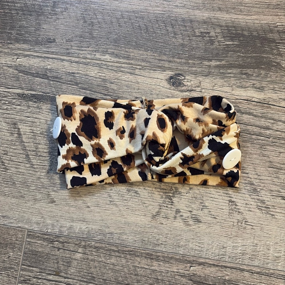 Leopard Print Twist Headband